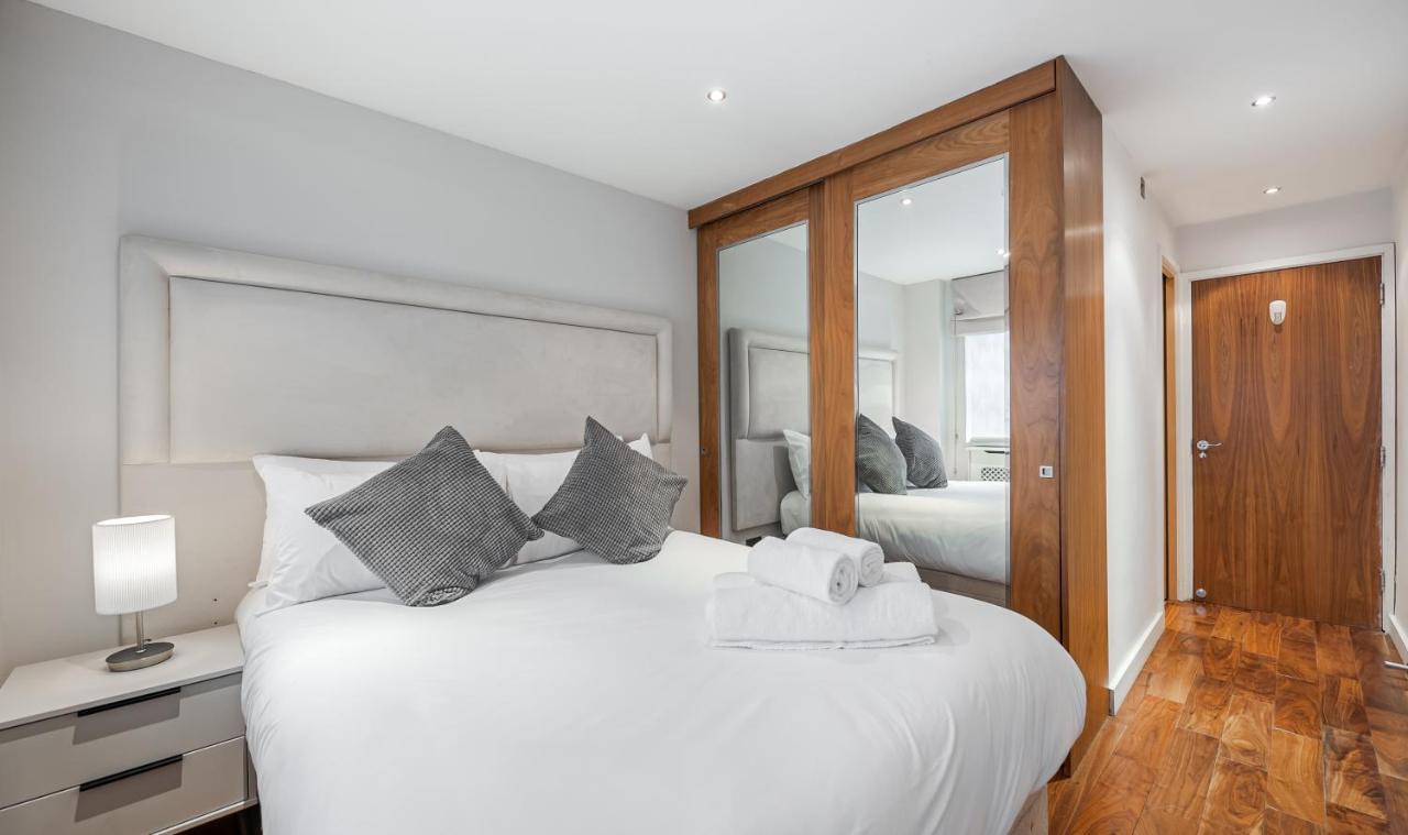 Elegant Ground Floor Apartment With Ac In Knightsbridge Steps Away From Harrods Londra Exterior foto